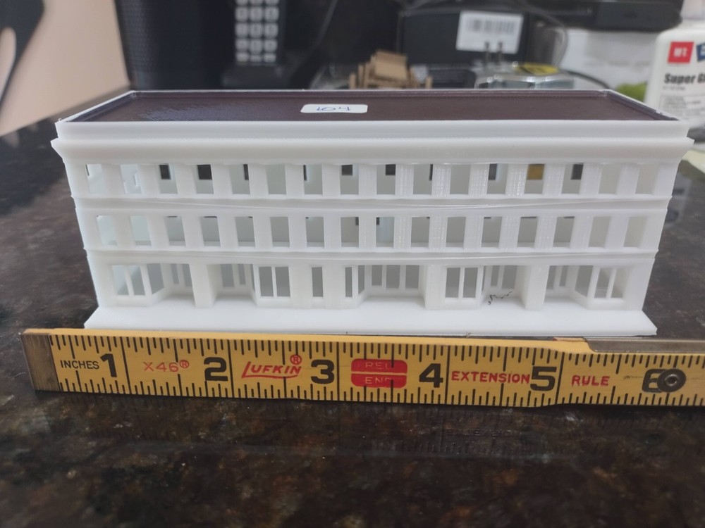 N Scale Down Town Shopping Center