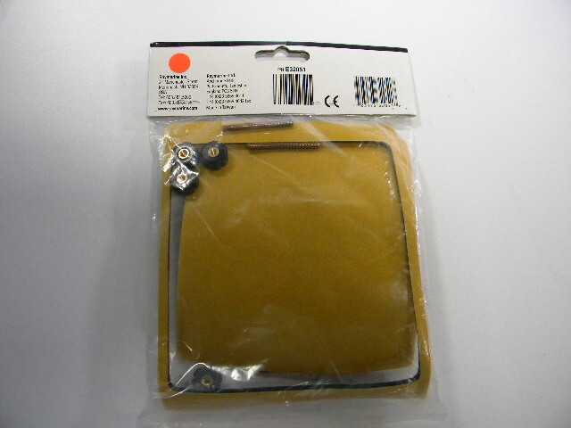 Raymarine E32051 Flush Mount Kit - NEW/OLD Stock