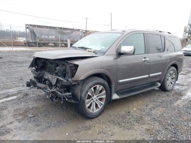 ARMADA 2015 Glove Box 4946742