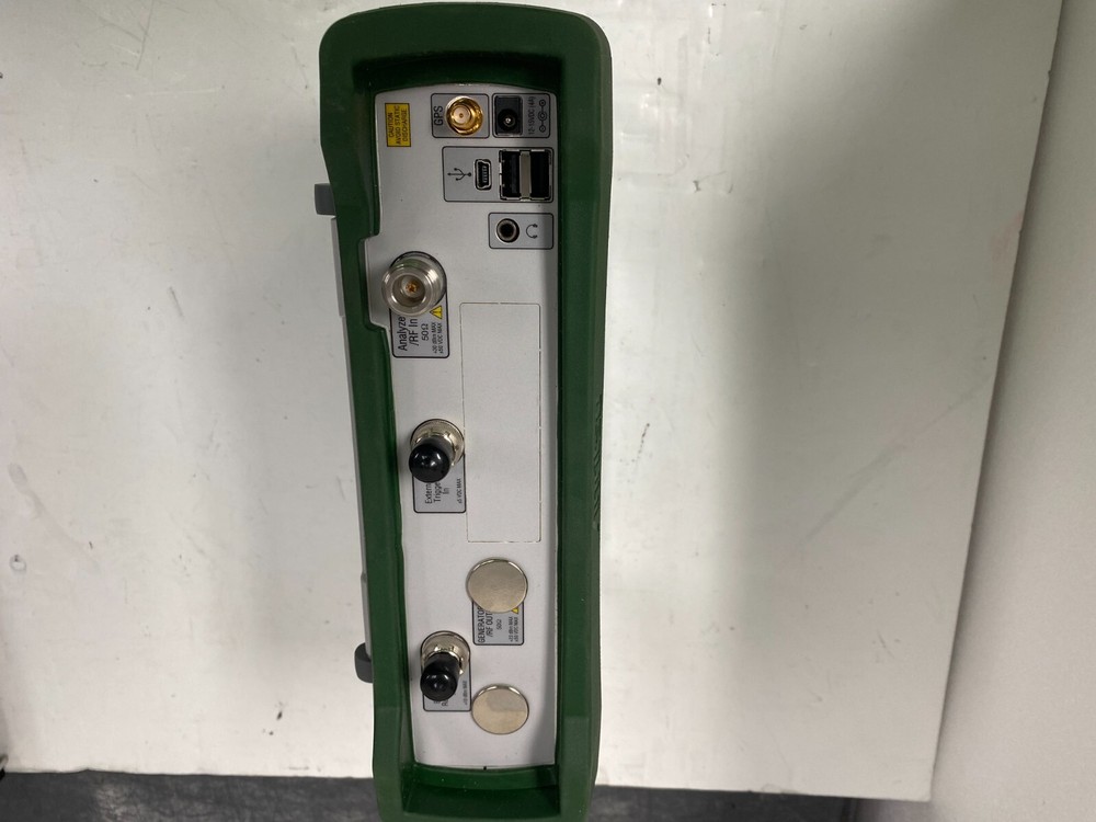 Anritsu MS2712E Spectrum Master Analyzer Options 25/27/31/431