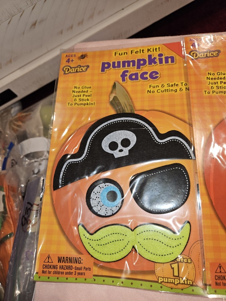 5 Fun Felt Pumpkin Face