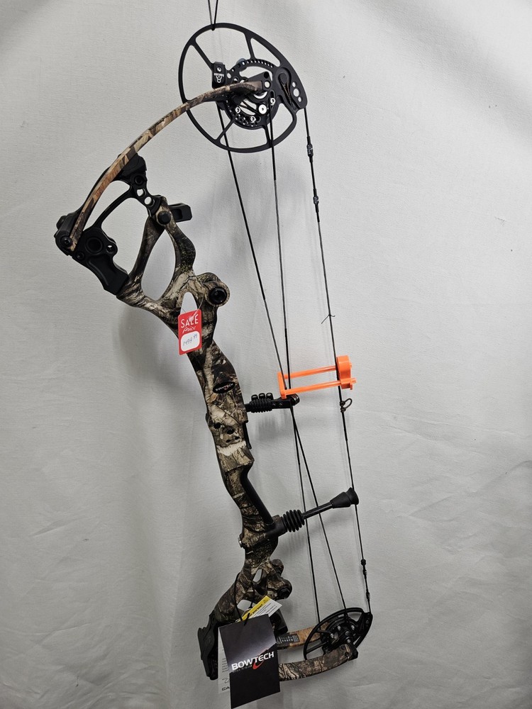 Bowtech Carbon OneX RH/70 Mossy Oak DNA