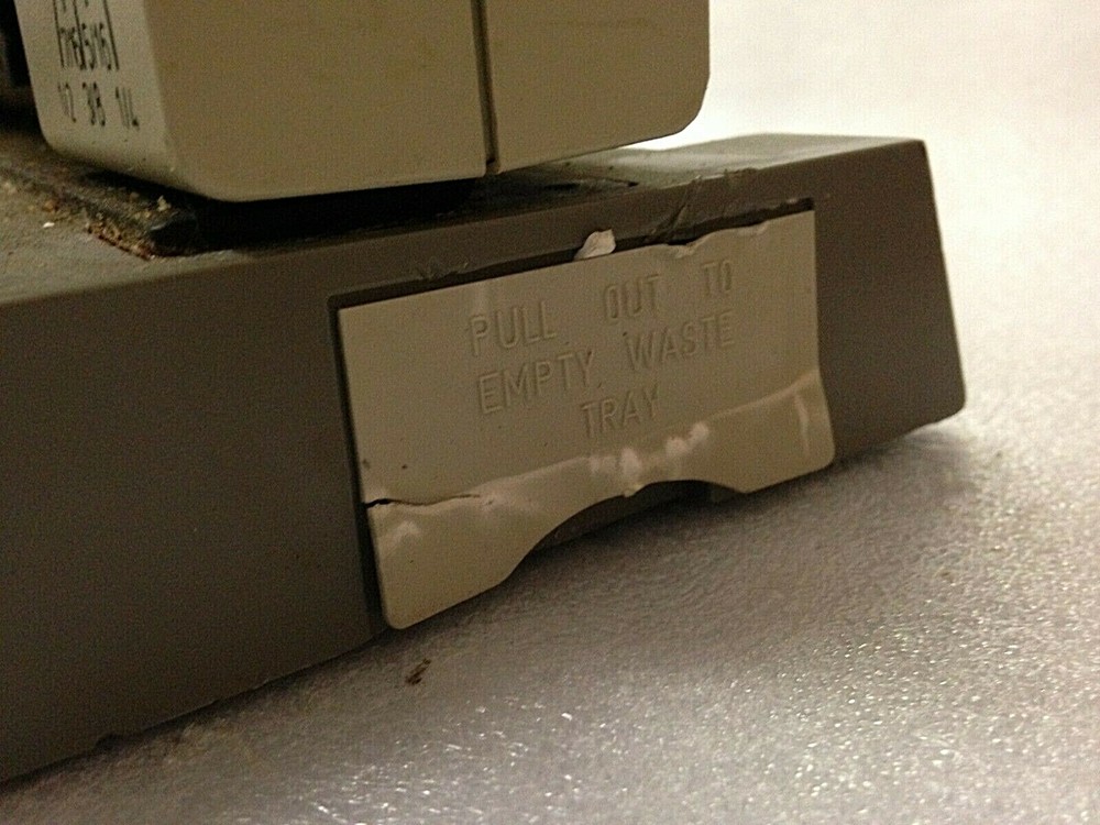 IBICO EB-19 Manual Binding Punch Machine.