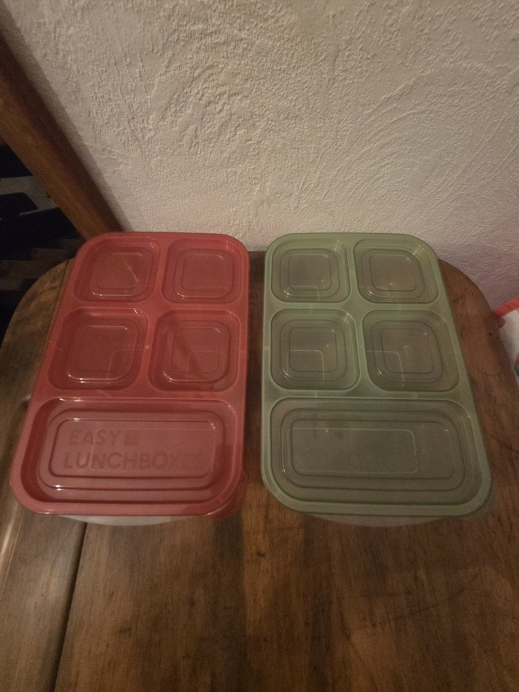 Easy Lunchboxes 5-Compartment Plastic Lunch Box, Green & Red, Snap Lid, Reusable