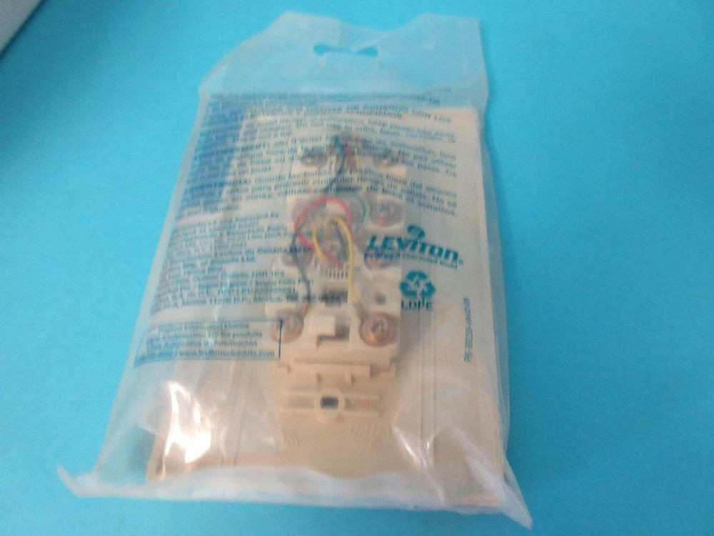 9 LEVITON TYPE 625B3 DUPLEX FLUSH MOUNT NT JACK 40544-I LIGHT IVORY WALL PLATE