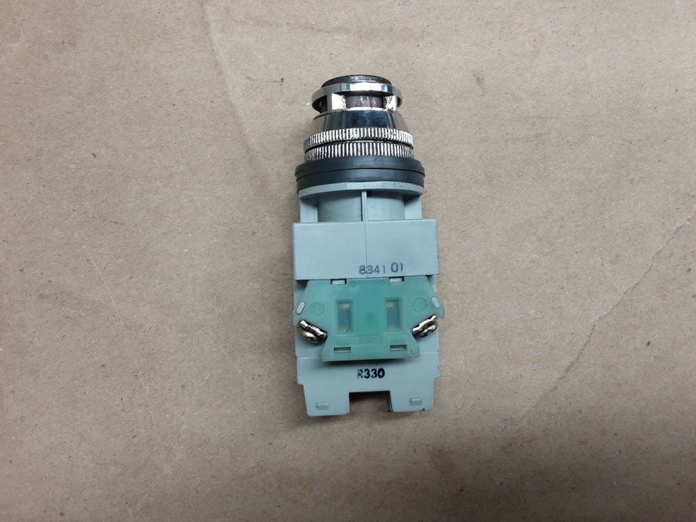 Idec ALS Push Button, Momentary, red, Illuminated #2003I50*AD