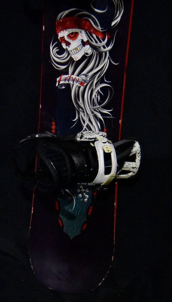 ARBOR DRAFT SNOWBOARD SIZE 153 CM WITH LARGE BINDINGS