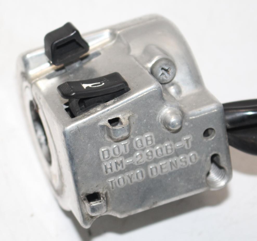 02 Honda VTX1800C2 Left Control Switch