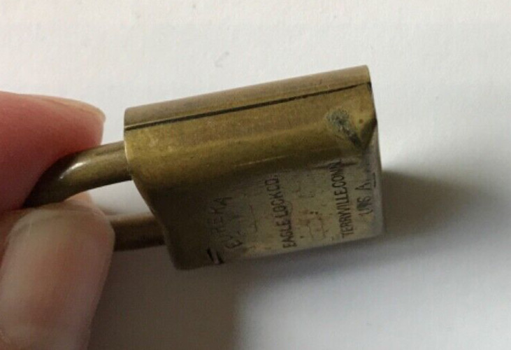 VINTAGE SMALL EUREKA EAGLE LOCK CO BRASS LOCK PADLOCK FLAT LOCK NO KEYS