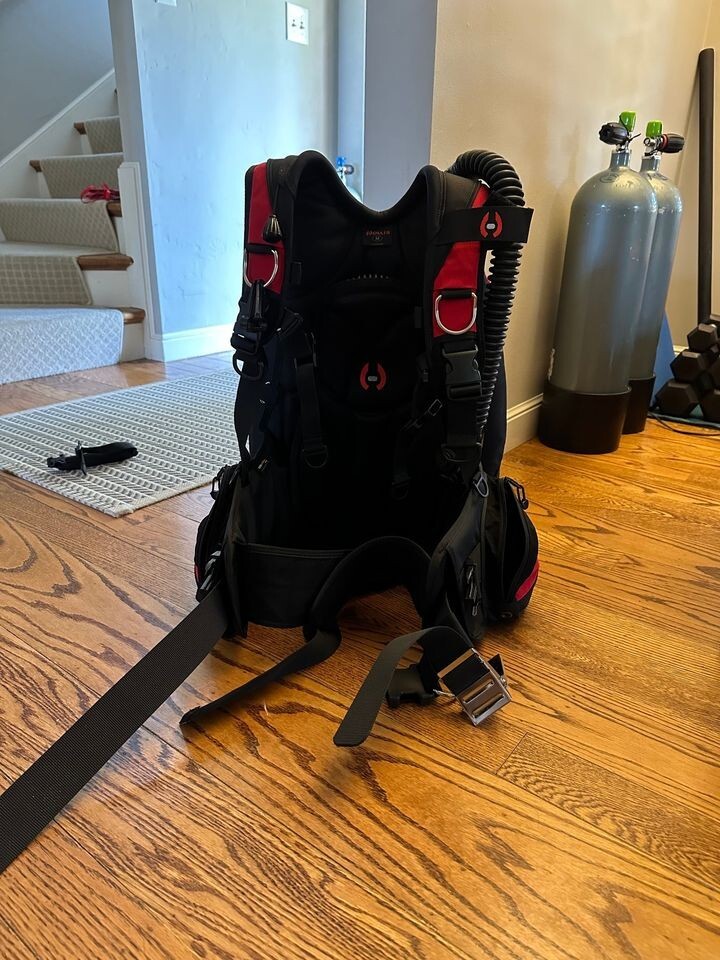 Hollis HD-200 BCD Scuba Dive Buoyancy Compensator - Medium
