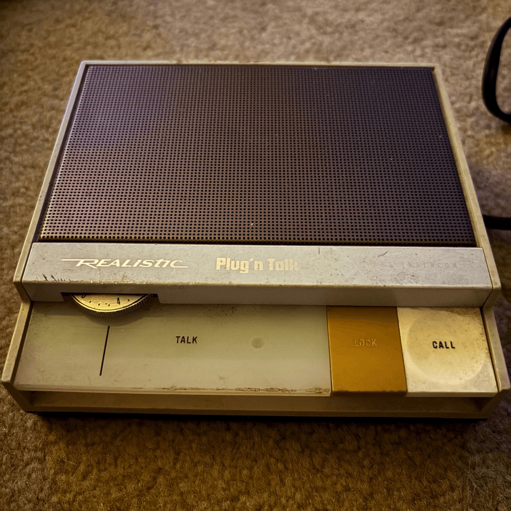 Realistic Plug n Talk FM Wireless Intercom Model 43-209