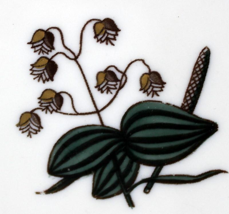 Royal Copenhagen Quaking Grass Triangle Cake Plate 9721 884