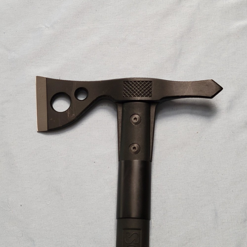 Sog Tactical Thomahawk W/Sheath