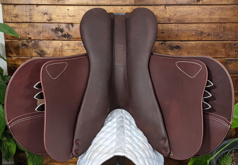 17.5" Devoucoux Biarritz O 2AA (2022) *NEW*