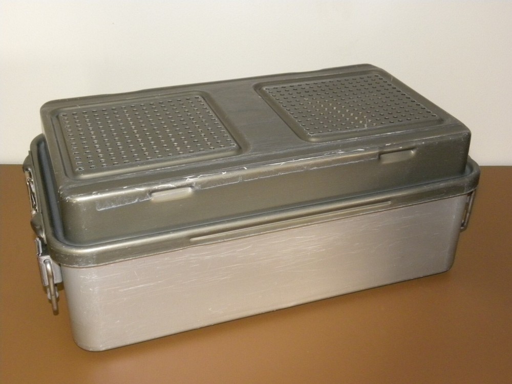 V. Mueller Genesis CD3-9CDL 23"x12"x9" Solid Sterilization Container w/ Basket