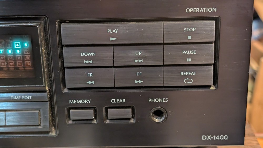 Onkyo DX-1400 Compact Disc Player Microprocessor Controlled Mechanism