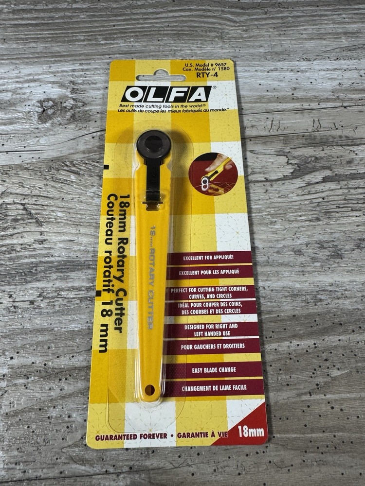 OLFA #9657 ROTARY CUTTER - 18MM