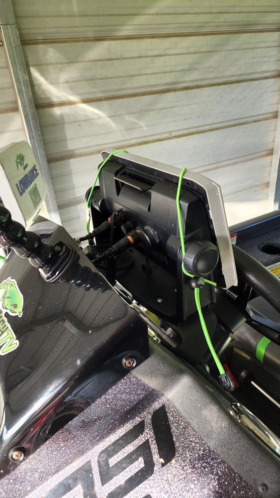 GF Outdoors Adjustable Twist Lock Graph Wrap