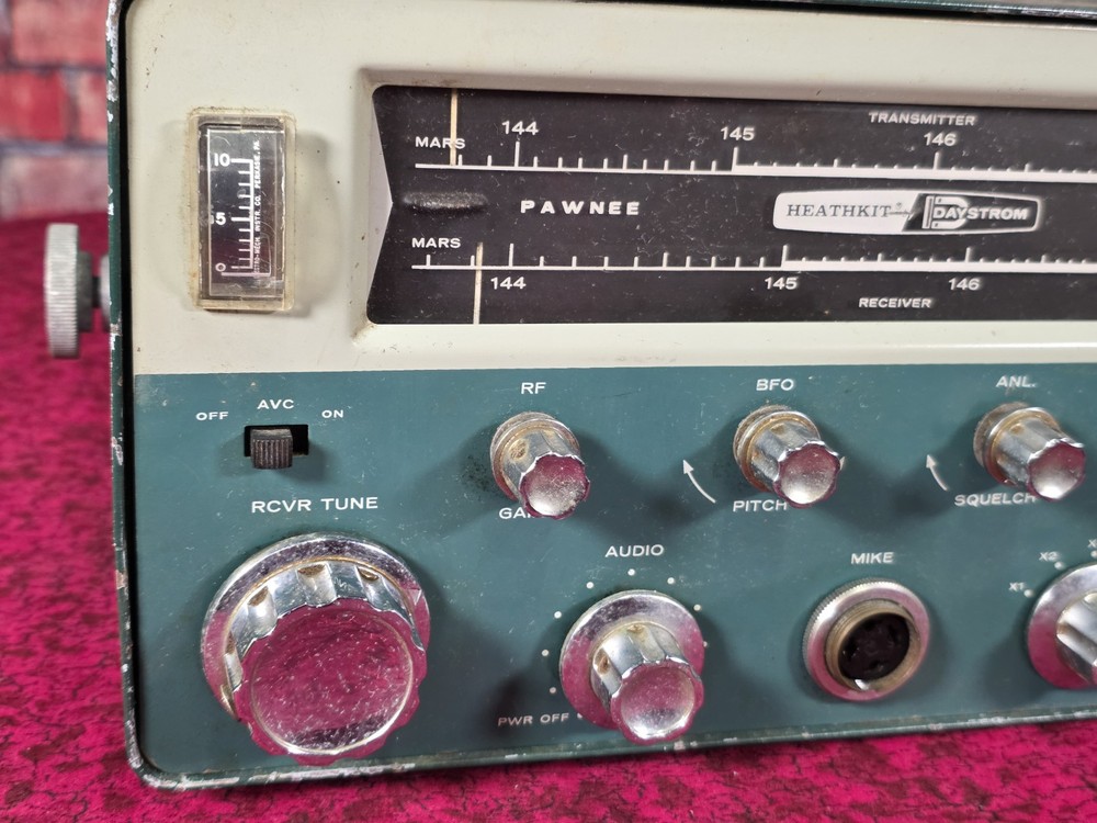 HeathKit HW-20 Ham Radio Pawnee Transceiver - READ DESCRIPTION