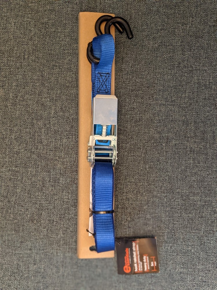 Halfords Essentials 5m Hook Ratchet Strap