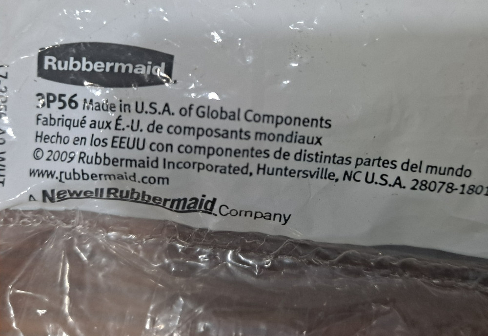 Rubbermaid Fast Track Rail Mount Hardware Pack 3P56 includes 47 pieces