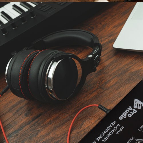 FocusProAudio Compact 4 Channel Stereo Headphone Amplifier