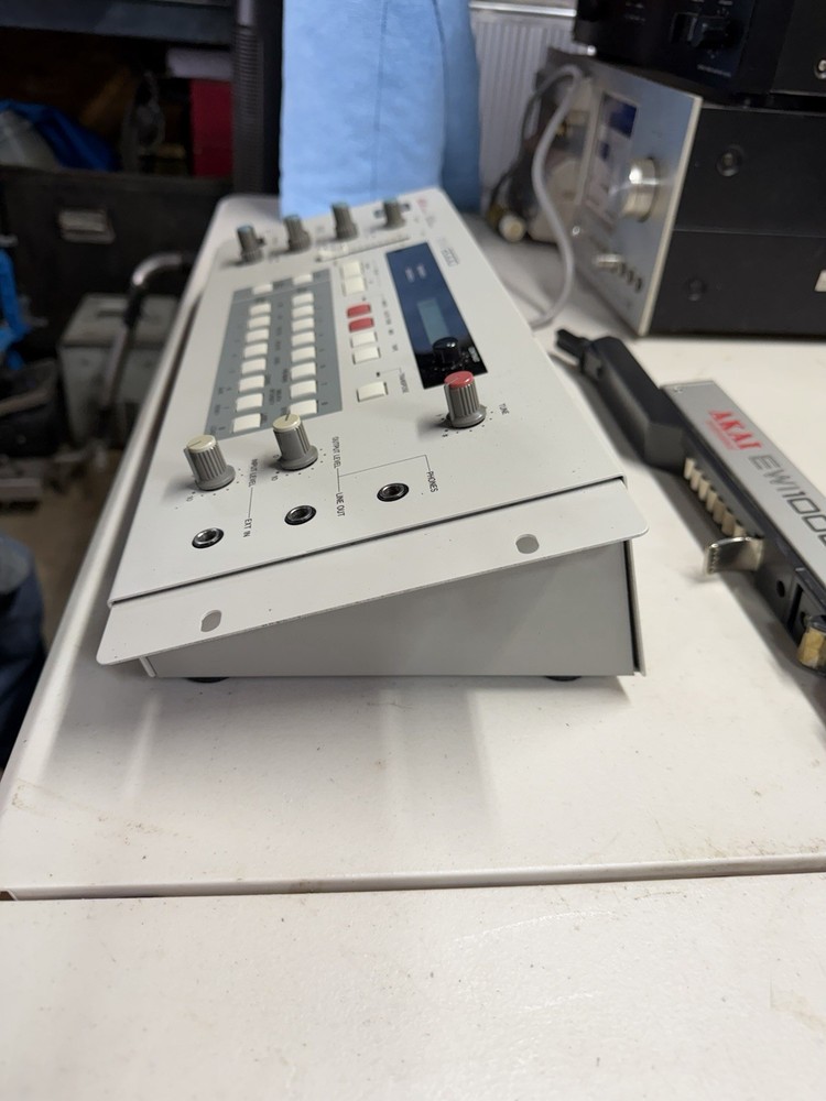 Akai EWI1000/EWV2000 Ref No 7173