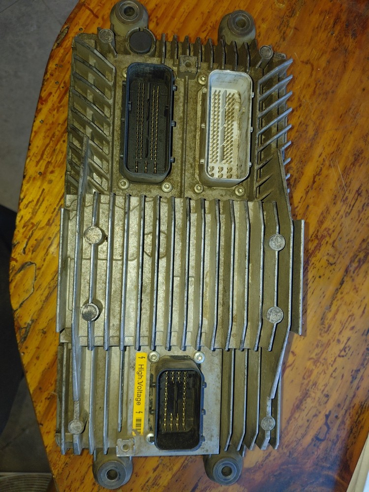 INTERNATIONAL ENGINE CONTROL MODULE 1881708C92