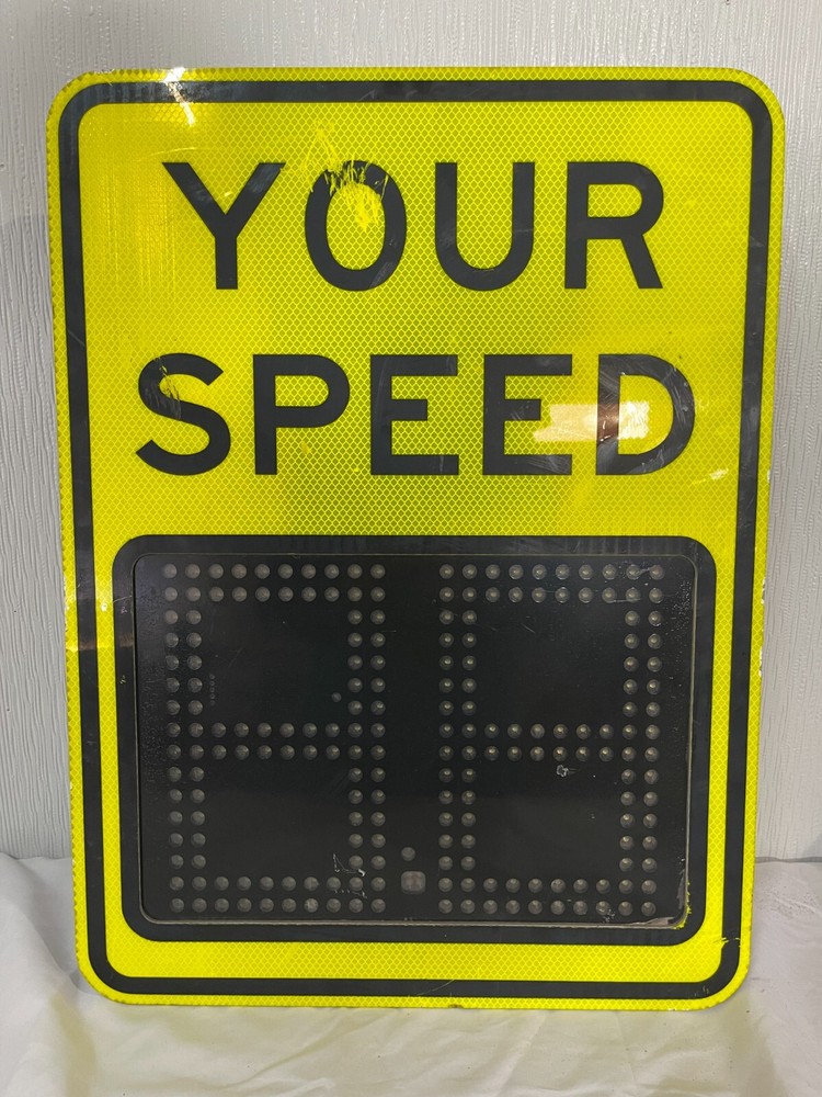 Tapco BlinkerRadar Radar Evolution Driver Feedback Signs 2180-SEDFB9-FYG