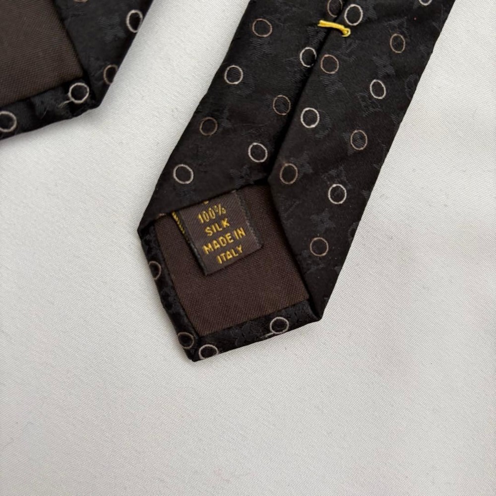 Louis Vuitton tie monogram silk black