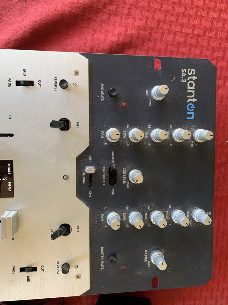 stanton sa.3 two channel DJ Mixer