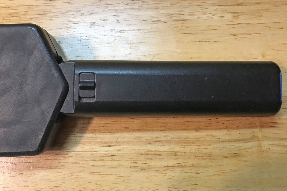 FLUORESCENT LIGHTED HAND HELD MAGNIFIER BATTERY POWERED VINTAGE