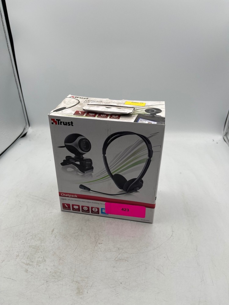 Trust Chatpack 17028 Webcam Headset Bundle USB Black Microphone Plug Play