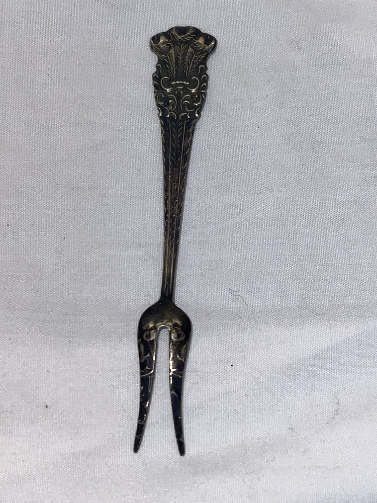 Vtg Demitasse Hor Dourves Fork 4”