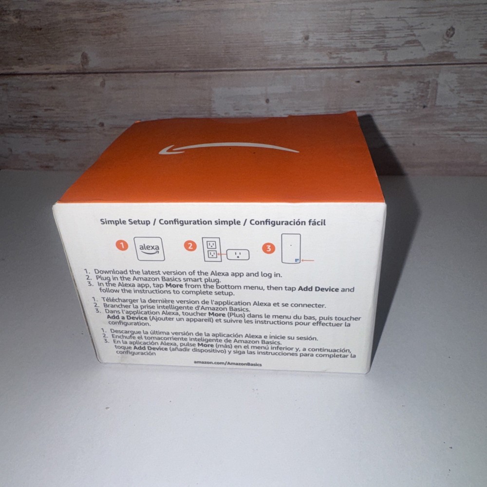 Amazon Basics Indoor Smart Plug - TWO PACK - Works with Alexa - Simple setup