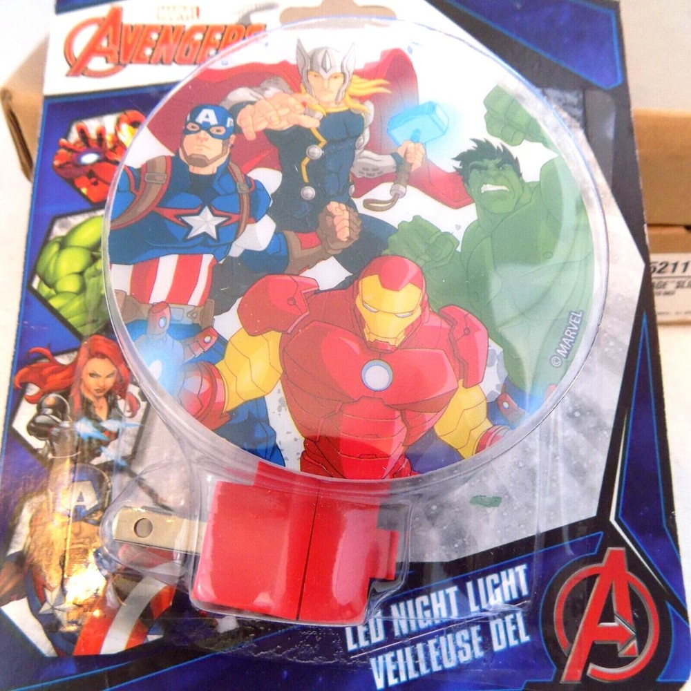 Marvel Avengers ~ LED Night Light ~ Plug-In ~ Iron Man - Hulk - Thor ~ New