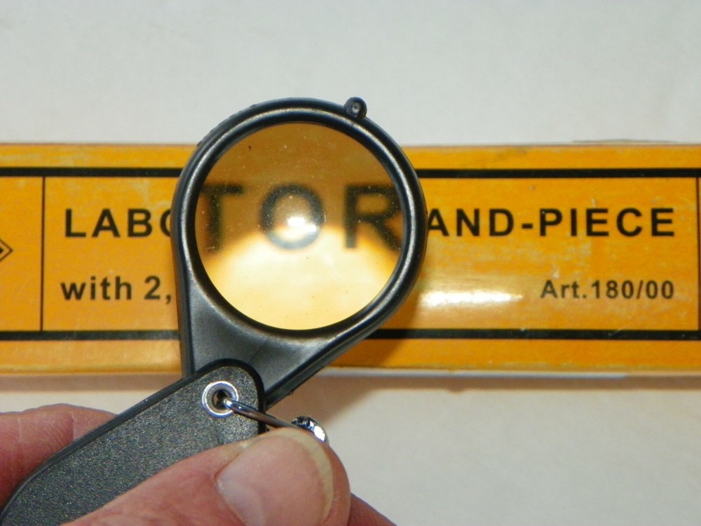 Ultra Thin 5X Folding Pocket Keychain Magnifier