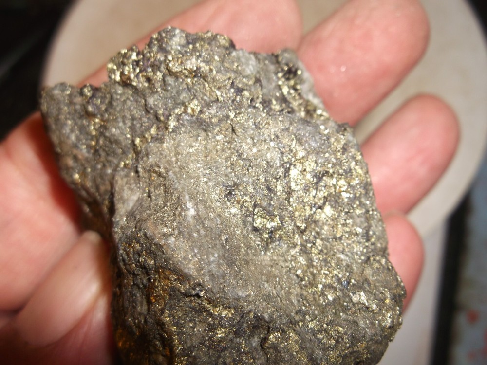 Gold, silver, copper, 160 grams samples ,ore high grade .