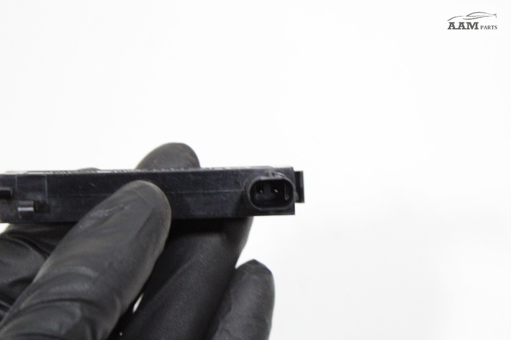 2018-2021 CHEVY TRAVERSE KEYLESS ENTRY ANTENNA COMPUTER CONTROL MODULE UNIT OEM