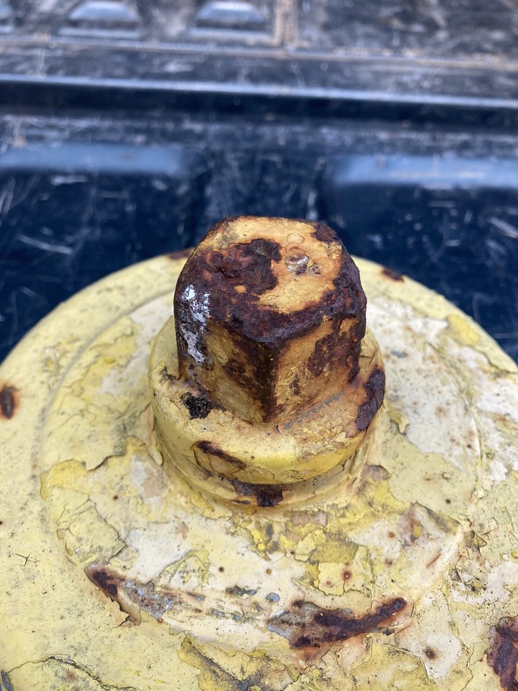 FIRE HYDRANT CAP - YELLOW COLOR - CAST IRON