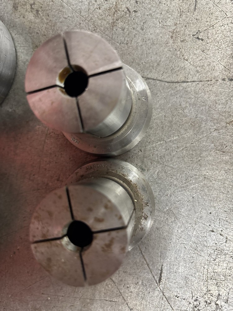 HARDINGE EM 209 THREADED COLLET CHUCK WITH TWO COLLETS
