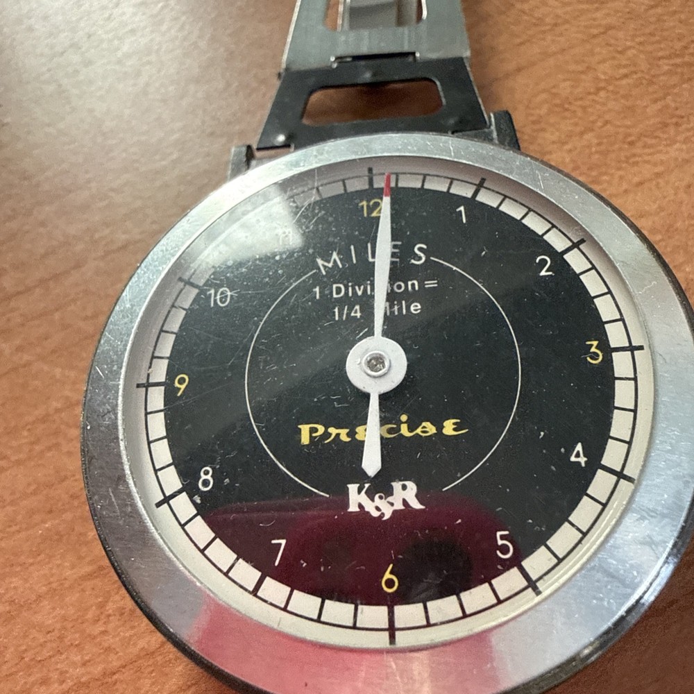 Non Working Preowned K&R Pedometer Clip On