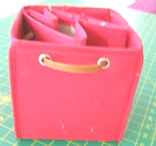 5 Cloth foldable cubes 2 red 3 green 7x7x7" Leather handle #1652