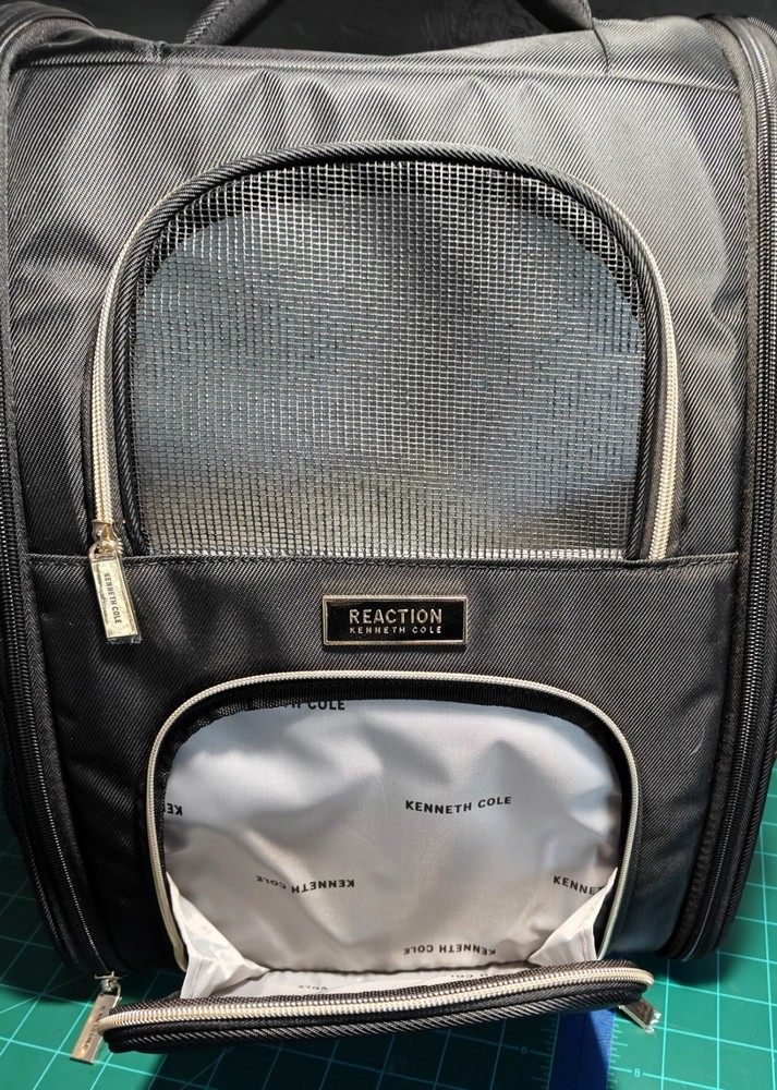 Pet Backpack Kenneth Cole Reaction, NWOT