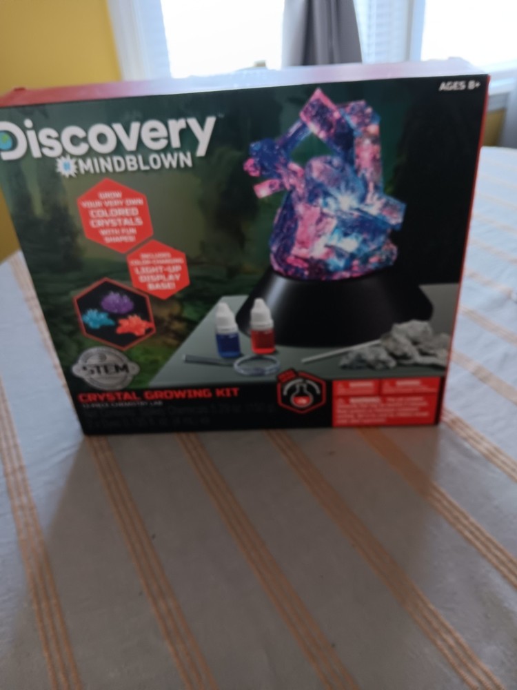 Discovery Mindblown Stem Cystal Growing Kit