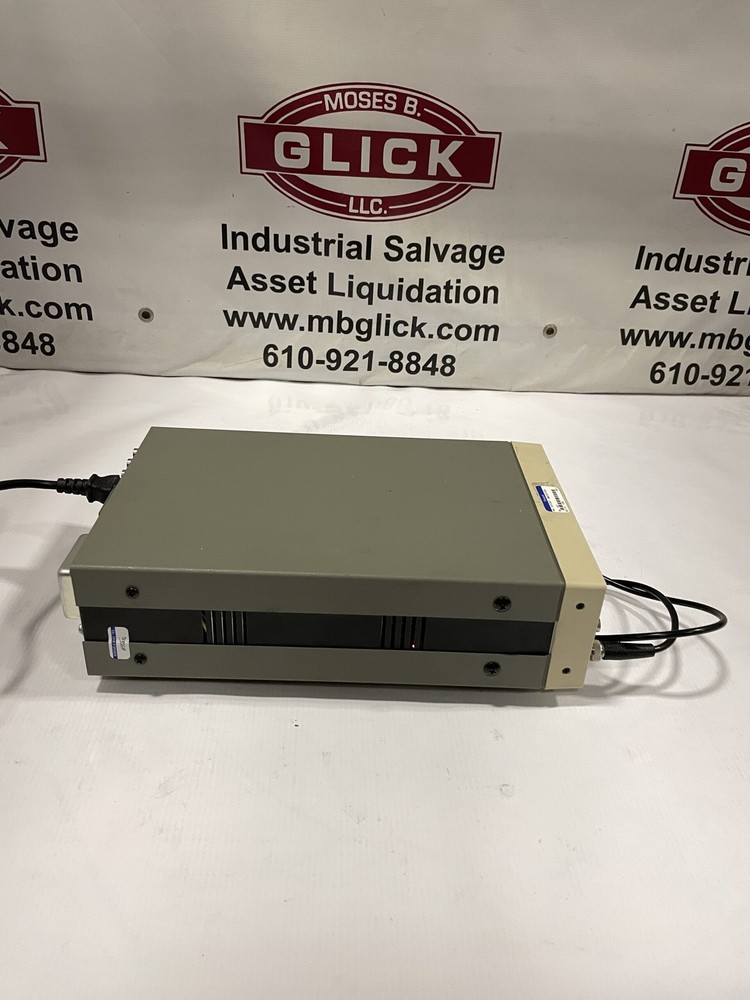 SRS Stanford Research Systems DS345 30MHz Synthesized Function Generator