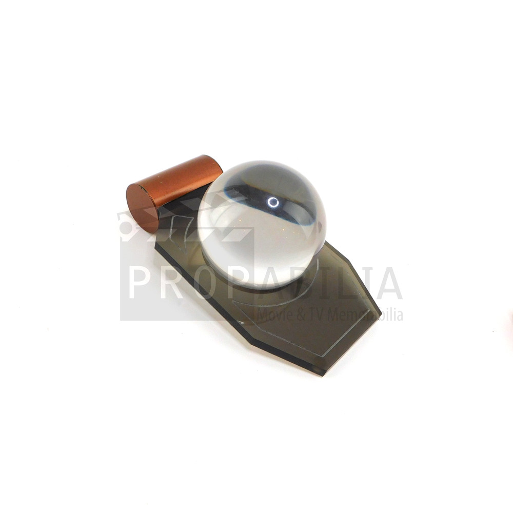 UPLOAD Horizon Desk Set Original Prop (1016-2409)