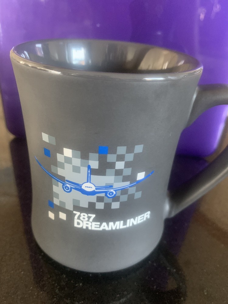 Boeing 787 Dreamliner Mug