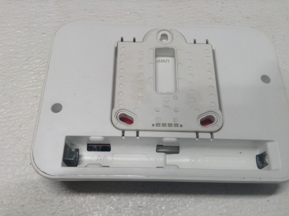 Honeywell RTH51601003 Non-Programmable Thermostat