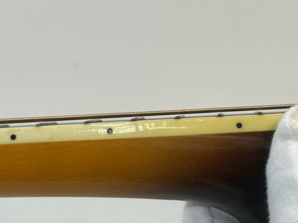 Kentucky KM-150S Mandolin Sunburst with soft case